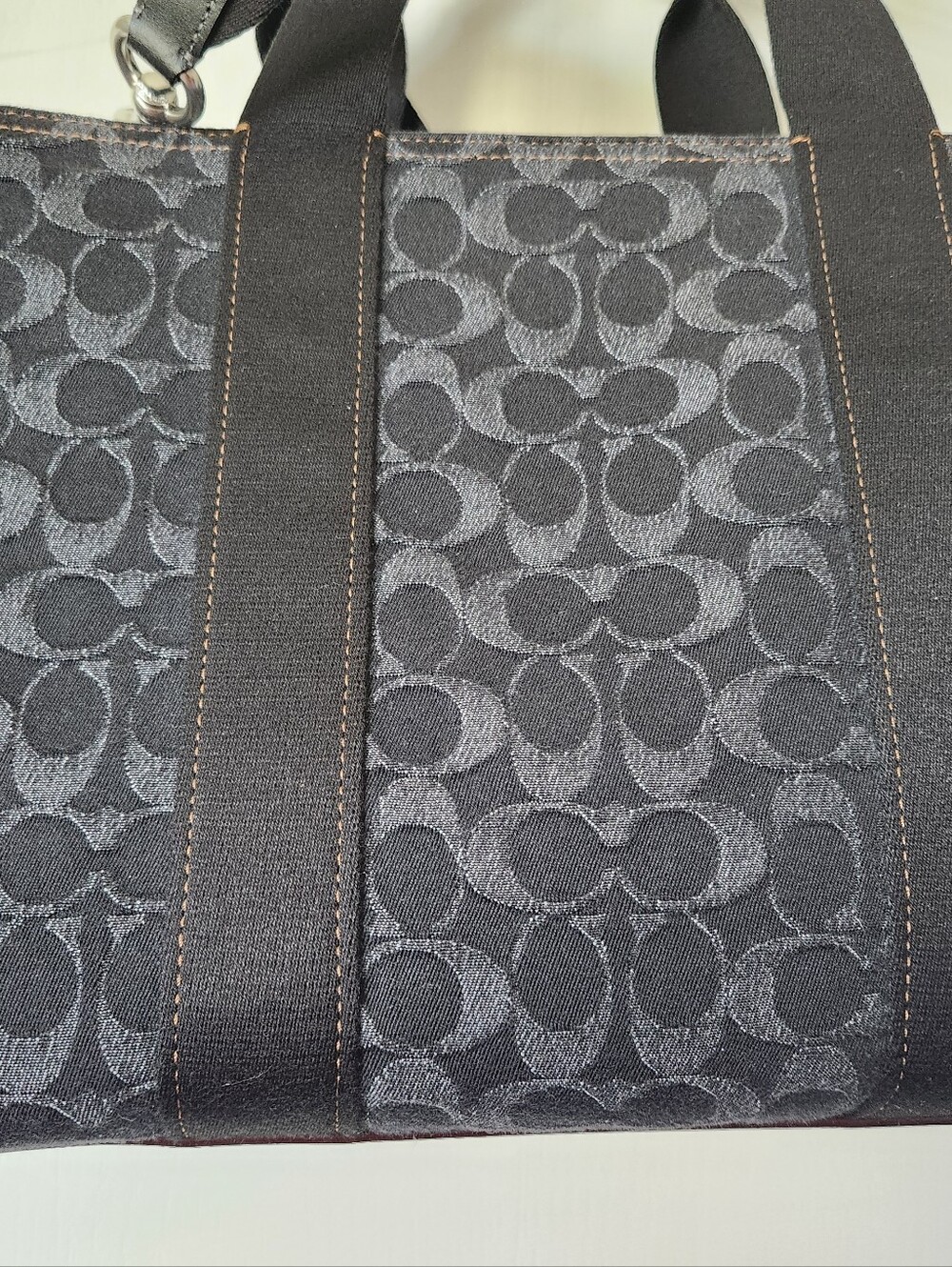 Coach Black Signature Canvas Messenger Tote with Adjustable Strap - Picture 4 of 6